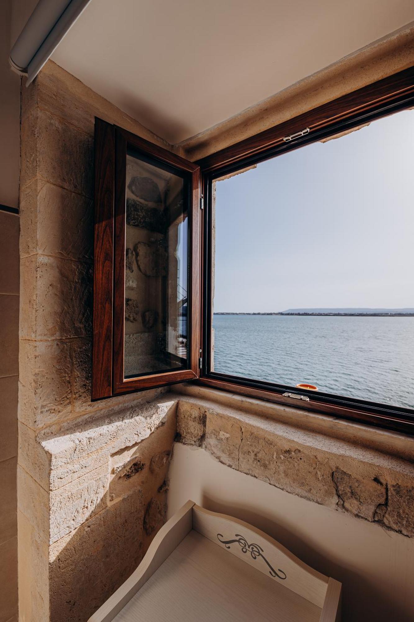 Apartament L'Alba E Il Tramonto Vista Mare Syrakuzy Zewnętrze zdjęcie
